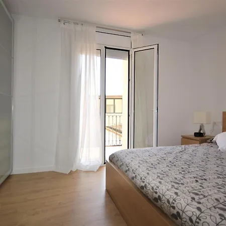 Moderno 4 Pers., Wifi, A.a., En El Corazon De - Es-89-79 Castello  D'Empuries