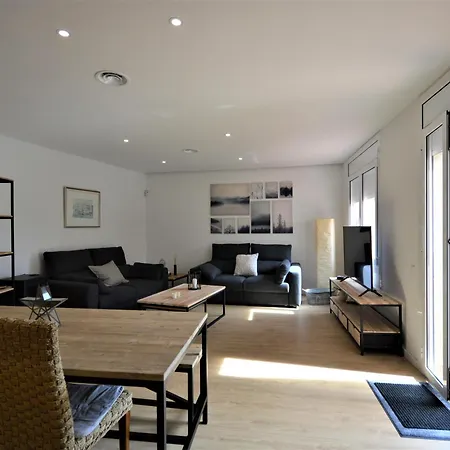 Appartement Moderno 4 Pers., Wifi, A.a., En El Corazon De - Es-89-79 Castello  D'Empuries