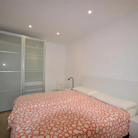 Moderno 4 Pers., Wifi, A.a., En El Corazon De - Es-89-79 * Castello  D'Empuries